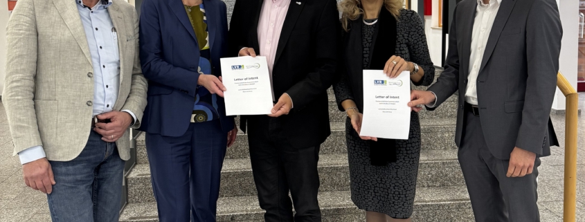 LVR und Rhein-Erft-Kreis vereinbaren partnerschaftliche Zusammenarbeit beim Schulbau LVR und Rhein-Erft-Kreis vereinbaren partnerschaftliche Zusammenarbeit beim Schulbau